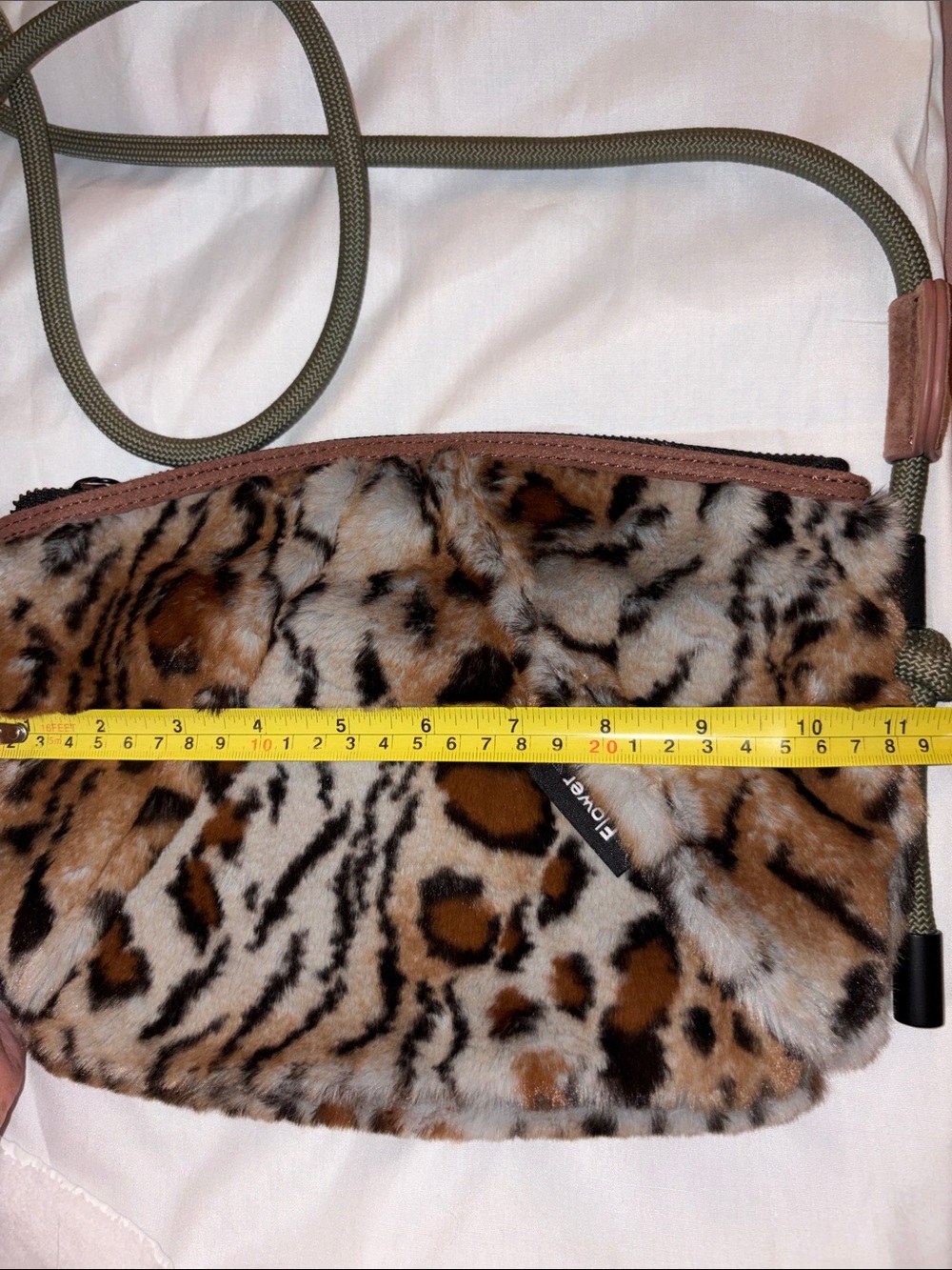 NWT Flower Mountain POCKET BAG
Mini cross body bag - Light brown - Picture 10 of 13
